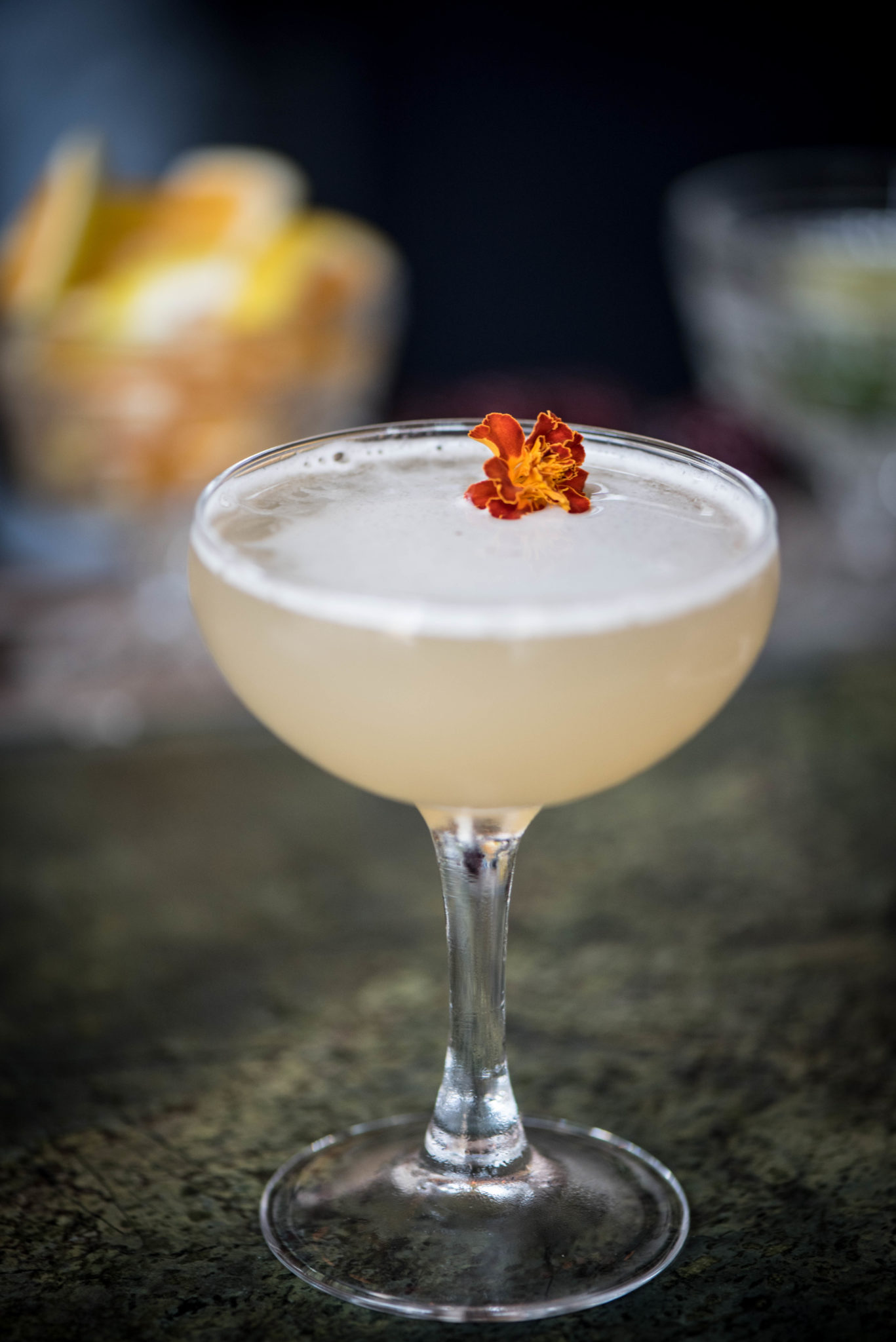 The best edible flowers for drinks - CLASS